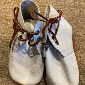 EUC Mon Petit Size 5 Glow in the Dark Oxford